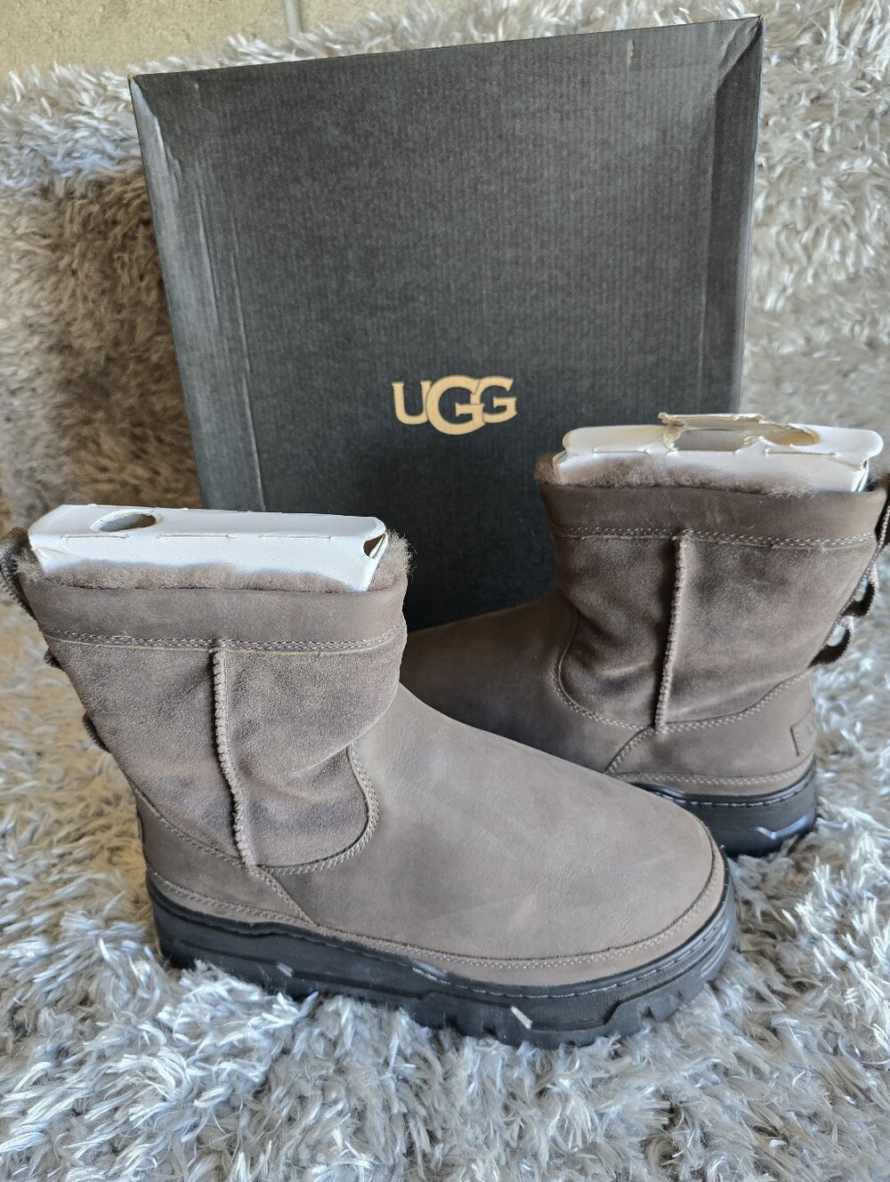 UGG MEN'S HERITAGE PULL-ON TRAILGAZER BOOTS
